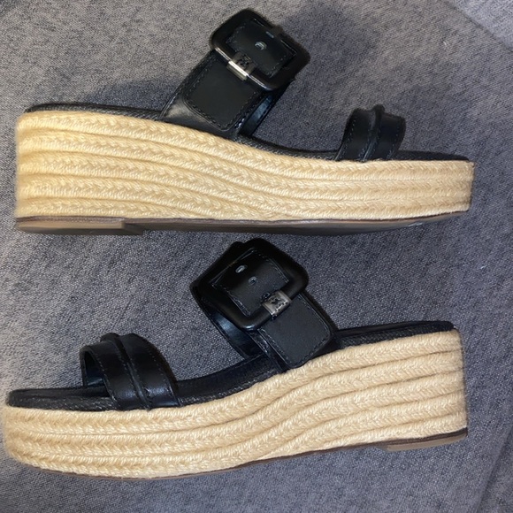 Sam Edelman slides - Picture 3 of 4